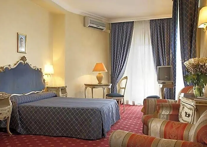 Eliseo Otel 4*